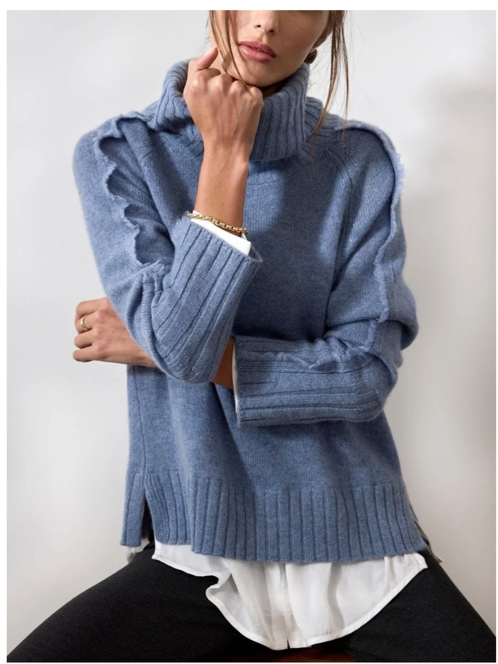 Brochu Walker The Jolie Fringe Layered Looker
Pre-Styled Cashmere Fringe Small